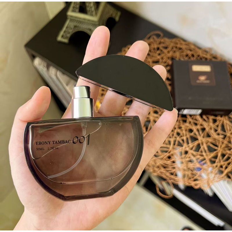 Luxe Oosterse Ebbenhout Woody  - Perfume Fragrance Dubai recensie en prijs