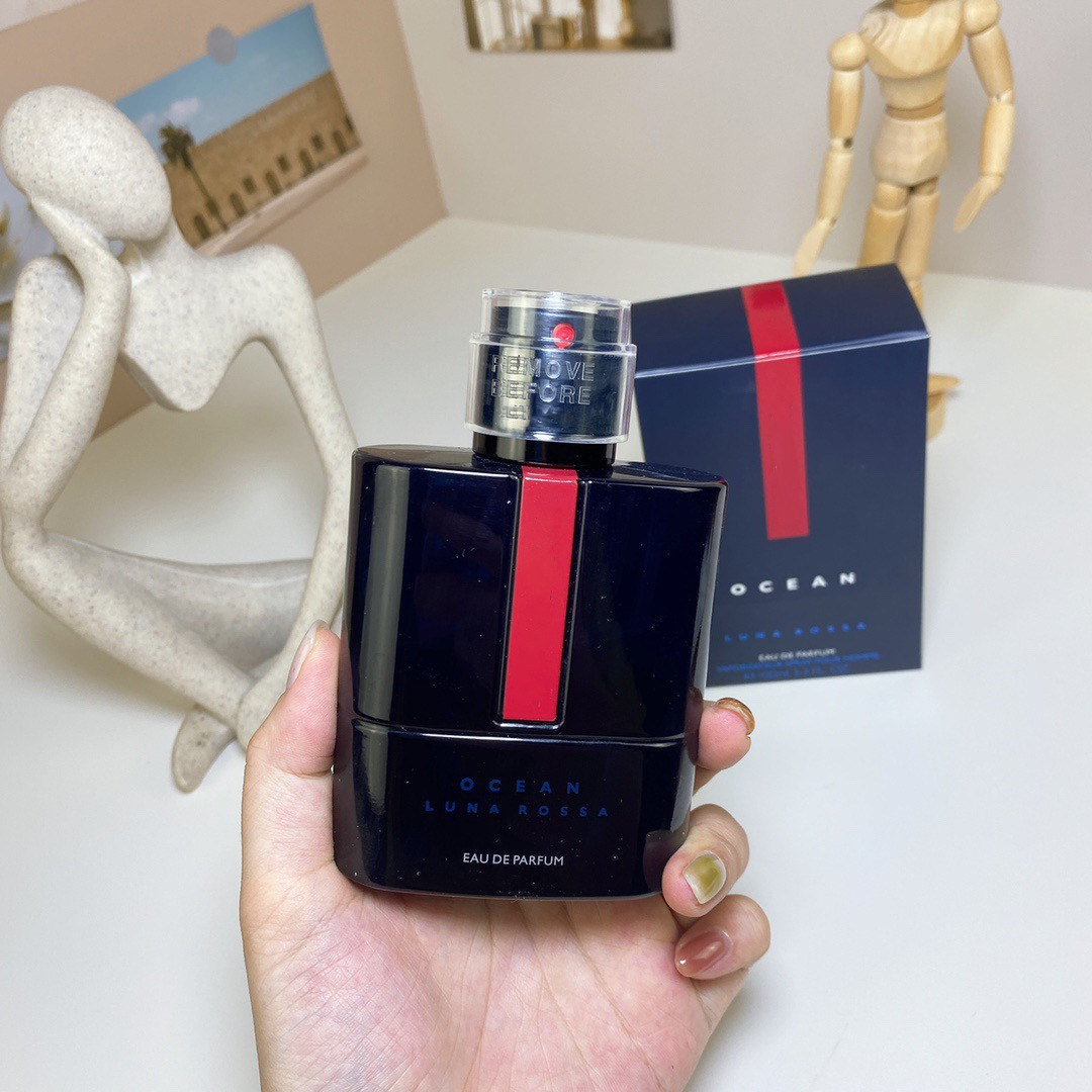 Top Lada Red Moon Vrouwelijke  - Perfume Top Fragrance recensie en prijs